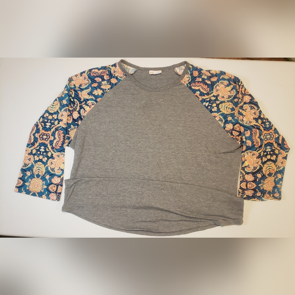 LuLaRoe Randy 2XL grey with floral sleeves